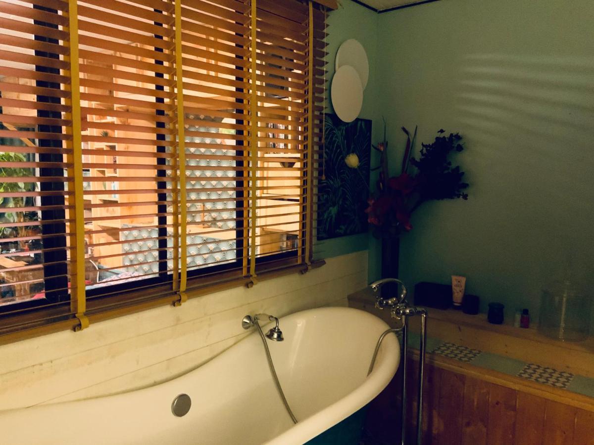 Belle Chambre Avec Sauna Dans Quartier Calme Bordeaux Exterior photo